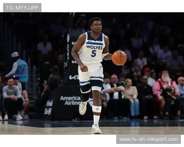 狼队换帅！爱德华兹救火登场：紧急出击，重燃希望之火